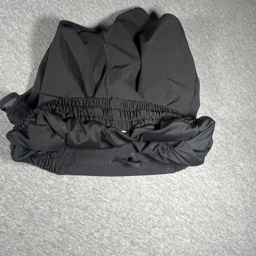 Lululemon Woman’s Size 6 stretchy Black Athletic Running Shorts LuLu - Picture 4 of 5